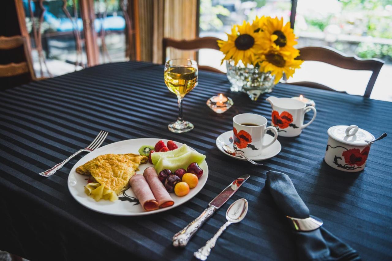 Misty Meadows B&B แลงฟอร์ด ภายนอก รูปภาพ